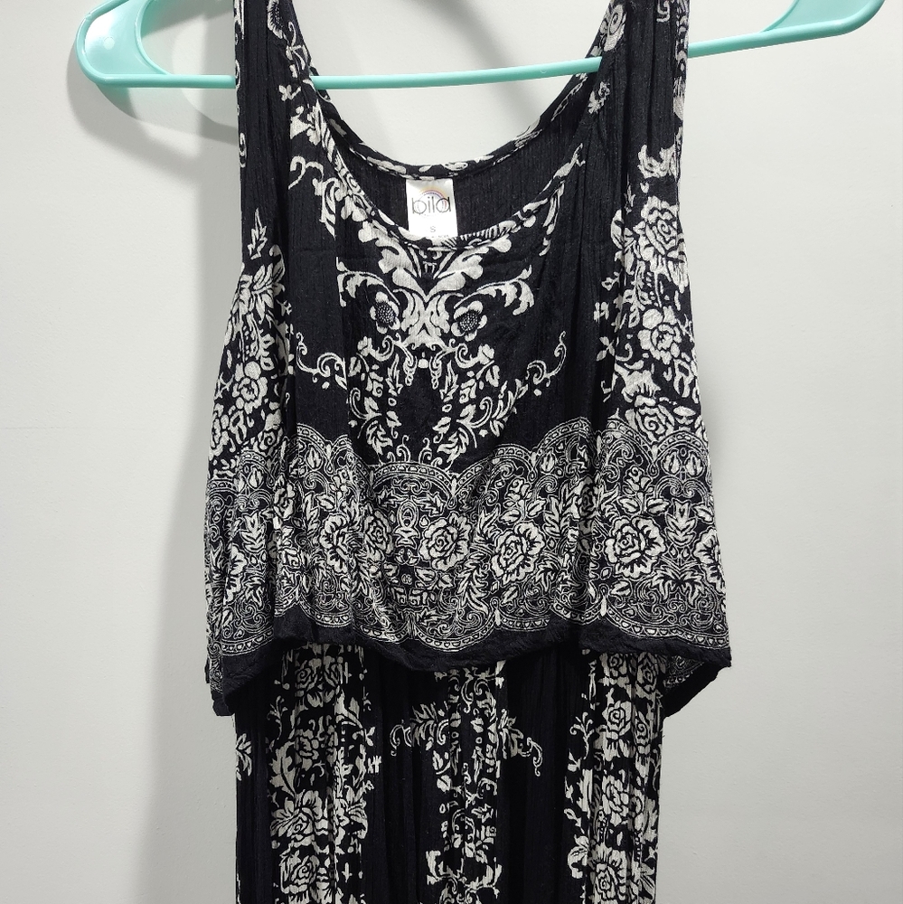 Dress with an overlay top (connected)